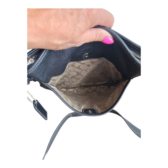 Coach Black Pebbled Leather Vintage Crossbody Messenger Handbag - Picture 13 of 16